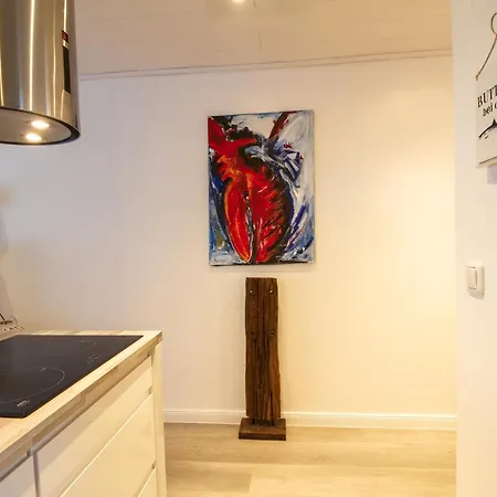 House 21 *